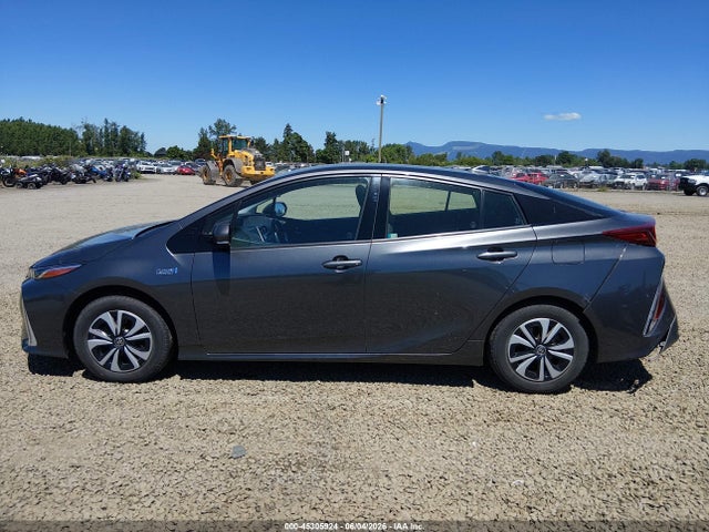 JTDKARFP0J3103255 Toyota Prius Prime Plus