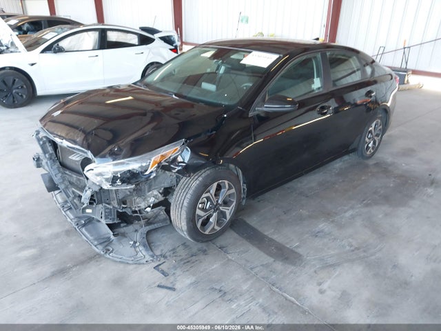 KIA Forte Lxs 2021 3KPF24AD6ME411798 Image 2