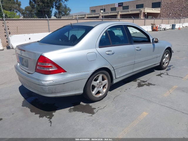 2002 Mercedes-benz C 240 მანქანა იყიდება აუქციონზე, vin: WDBRF61J02F185505, აუქციონის ნომერი: 45305994