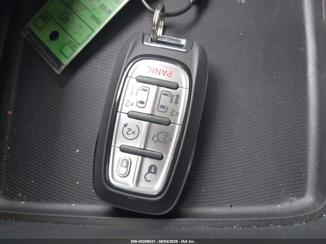 Auction sale of the 2026 Chrysler Pacifica Select, vin: 2C4RC1BG3TR270932, lot number: 45306031