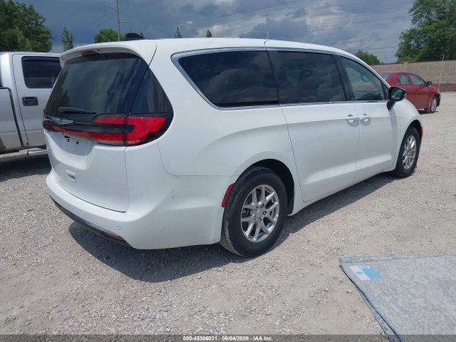 Auction sale of the 2026 Chrysler Pacifica Select, vin: 2C4RC1BG3TR270932, lot number: 45306031