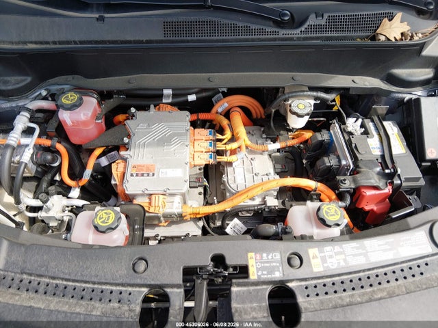 1G1FY6S04P4141572 Chevrolet Bolt Euv Fwd Lt