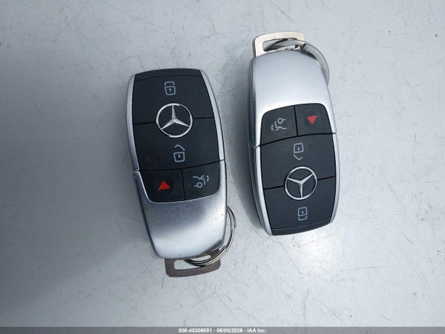 45306051 :رقم المزاد ، W1K5J4GB8MN233494 vin ، 2021 Mercedes-benz Cla 250 مزاد بيع