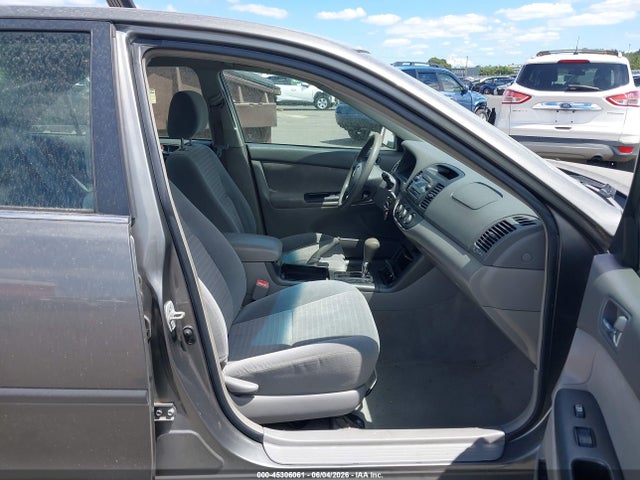 Продаж на аукціоні авто 2005 Toyota Camry Le, vin: 4T1BE32K65U616727, номер лоту: 45306061