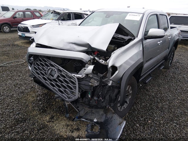 3TMCZ5AN6NM493679 Toyota Tacoma Trd Off Road