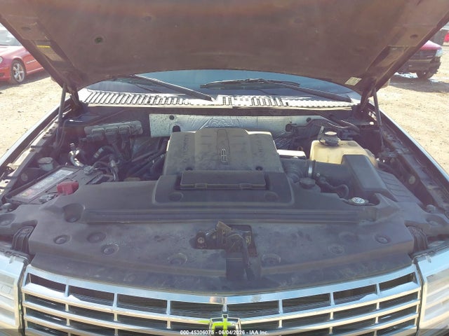 45306075 :رقم المزاد ، 5LMJJ2J54AEJ08125 vin ، 2010 Lincoln Navigator مزاد بيع