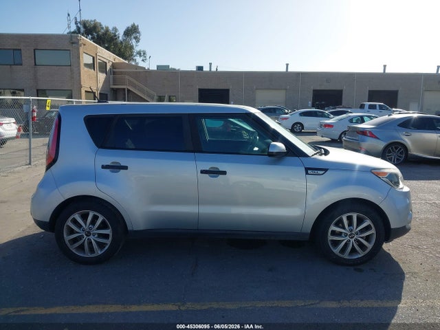 KIA SOUL + 2018 KNDJP3A50J7530019 Image 13