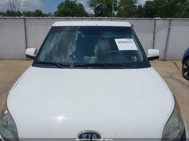 45306124 :رقم المزاد ، KNDJT2A21B7331722 vin ، 2011 Kia Soul + مزاد بيع