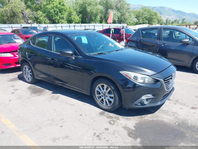 Mazda Mazda3 I Touring 2015 JM1BM1V71F1230660 Image 1
