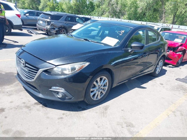 Mazda Mazda3 I Touring 2015 JM1BM1V71F1230660 Image 2