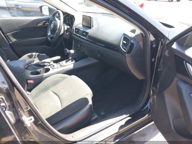 Mazda Mazda3 I Touring 2015 JM1BM1V71F1230660 Image 5