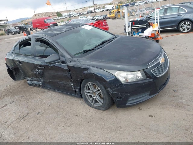 2014 1G1PA5SH5E7478546 main image