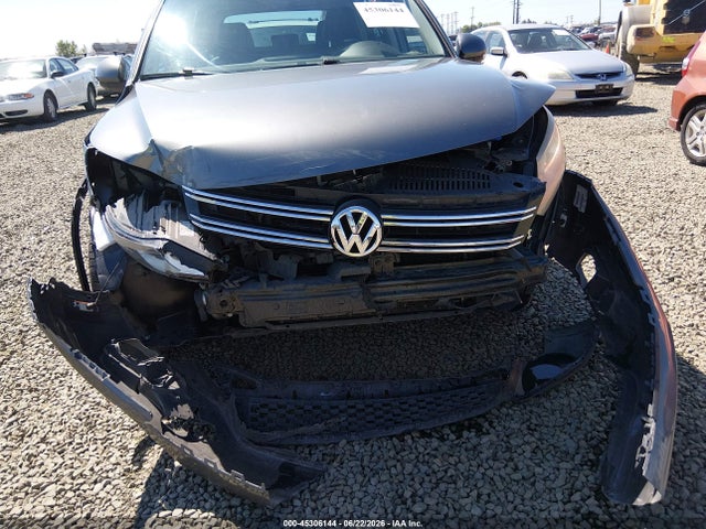 2015 Volkswagen Tiguan Se მანქანა იყიდება აუქციონზე, vin: WVGBV7AX3FW517938, აუქციონის ნომერი: 45306144