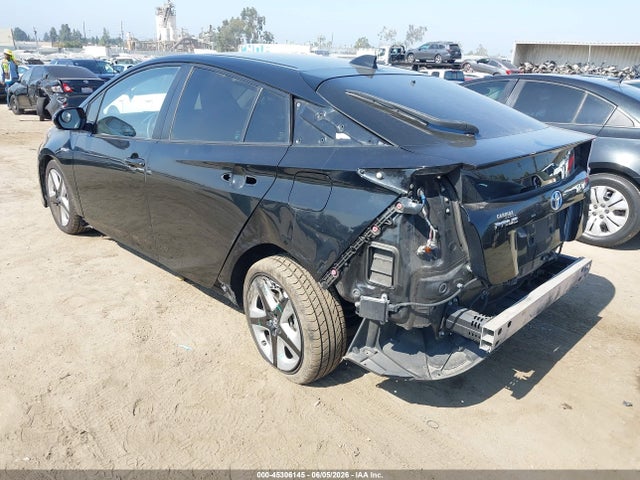 Toyota Prius Four Touring 2017 JTDKARFU8H3034475 Image 3