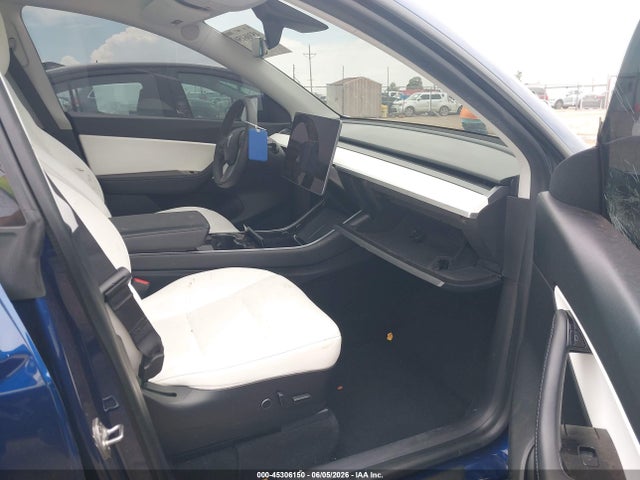 45306150 :رقم المزاد ، 5YJYGDEE6MF078624 vin ، 2021 Tesla Model Y Long Range Dual Motor All-wheel Drive مزاد بيع