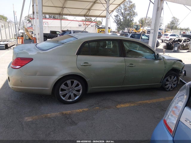2005 Toyota Avalon Xls მანქანა იყიდება აუქციონზე, vin: 4T1BK36B55U014775, აუქციონის ნომერი: 45306163