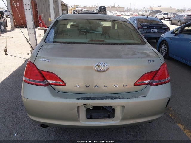 2005 Toyota Avalon Xls მანქანა იყიდება აუქციონზე, vin: 4T1BK36B55U014775, აუქციონის ნომერი: 45306163