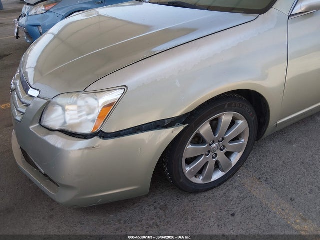 2005 Toyota Avalon Xls მანქანა იყიდება აუქციონზე, vin: 4T1BK36B55U014775, აუქციონის ნომერი: 45306163
