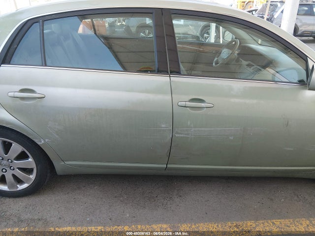 2005 Toyota Avalon Xls მანქანა იყიდება აუქციონზე, vin: 4T1BK36B55U014775, აუქციონის ნომერი: 45306163