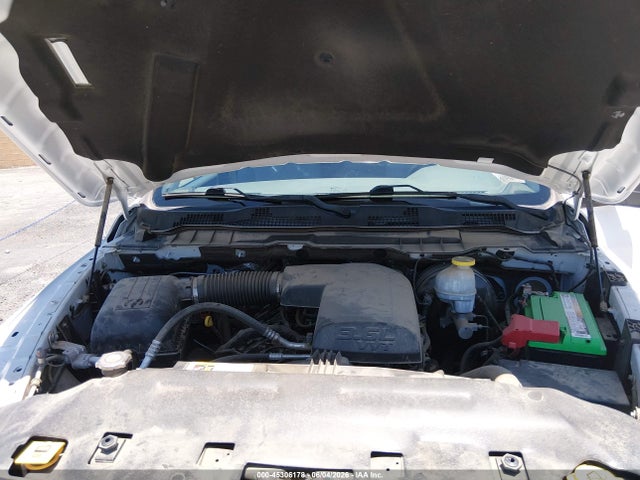 45306178 :رقم المزاد ، 3C6JR6DG4KG569427 vin ، 2019 Ram 1500 Classic Tradesman  4x2 8' Box مزاد بيع