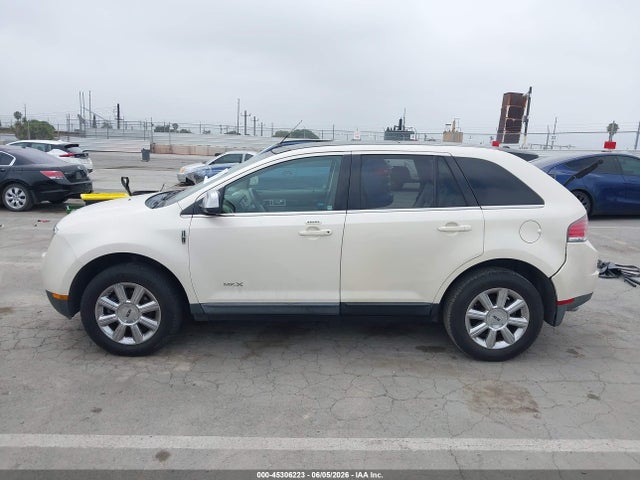 Продажа на аукционе авто 2008 Lincoln Mkx, vin: 2LMDU68C88BJ22221, номер лота: 45306223