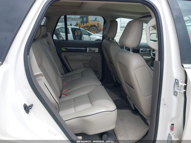 Продажа на аукционе авто 2008 Lincoln Mkx, vin: 2LMDU68C88BJ22221, номер лота: 45306223