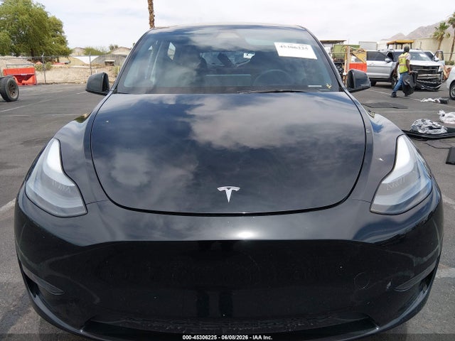 Продаж на аукціоні авто 2025 Tesla Model Y Long Range Dual Motor Rear-wheel Drive, vin: 7SAYGDED9SF313878, номер лоту: 45306225