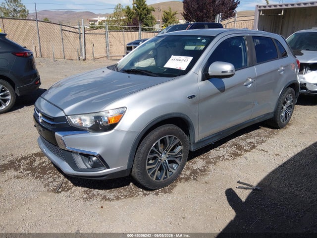 JA4AR3AW1JU002519 Mitsubishi Outlander Sport 2.4 Se