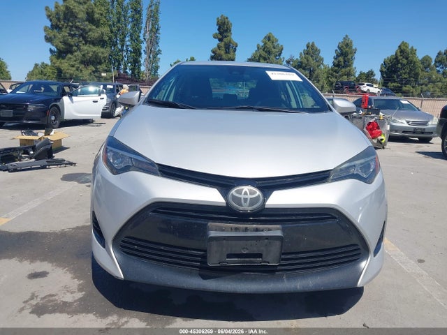 2017 Toyota Corolla Le მანქანა იყიდება აუქციონზე, vin: 2T1BURHE8HC765511, აუქციონის ნომერი: 45306269