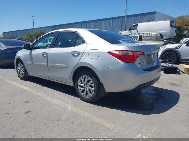 2017 Toyota Corolla Le მანქანა იყიდება აუქციონზე, vin: 2T1BURHE8HC765511, აუქციონის ნომერი: 45306269