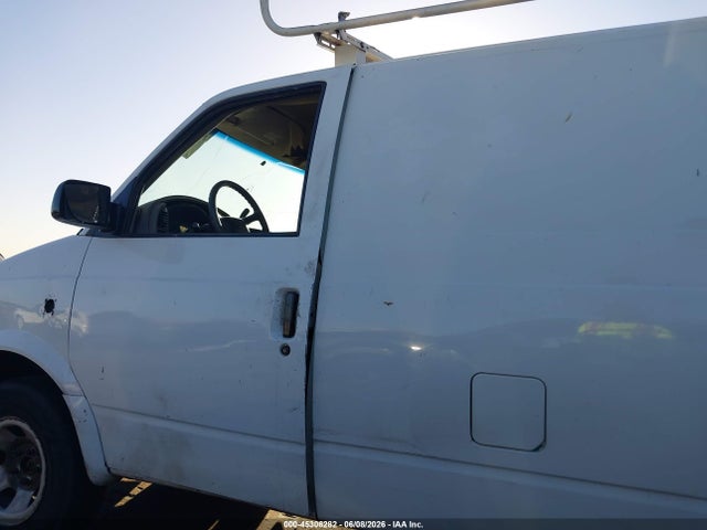 45306282 :رقم المزاد ، 1GCDL19W81B115926 vin ، 2001 Chevrolet Astro مزاد بيع