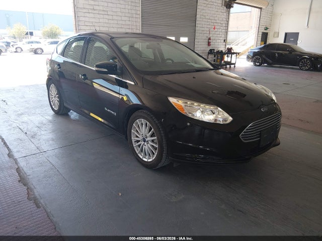 Ford FOCUS ELECTRIC 2018 1FADP3R41JL296124 Image 1