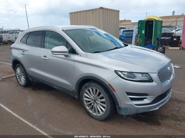 Продажа на аукционе авто 2019 Lincoln Mkc Standard, vin: 5LMCJ1C94KUL18301, номер лота: 45306313