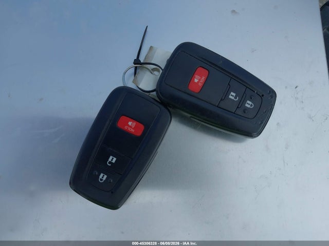 Toyota Prius Two Eco 2017 JTDKARFU0H3032641 Image 11