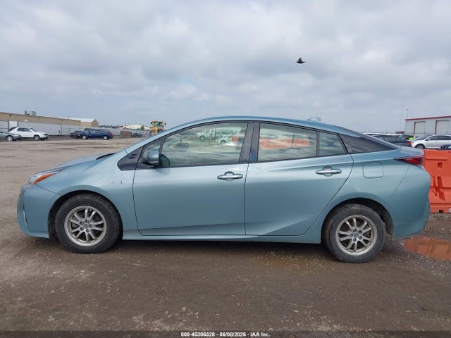 Toyota Prius Two Eco 2017 JTDKARFU0H3032641 Image 14