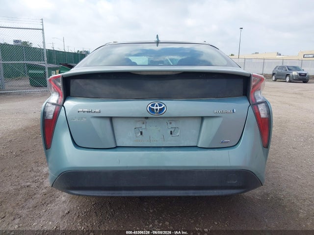 Toyota Prius Two Eco 2017 JTDKARFU0H3032641 Image 16