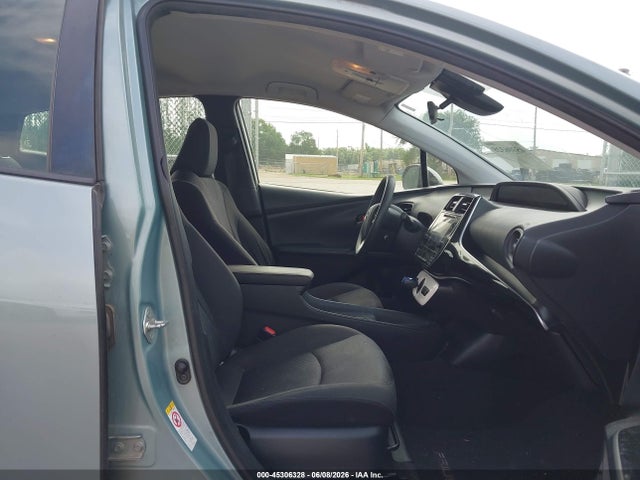 Toyota Prius Two Eco 2017 JTDKARFU0H3032641 Image 5
