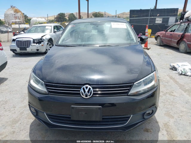 3VWL17AJ8EM419077 Volkswagen Jetta 1.8t Sel