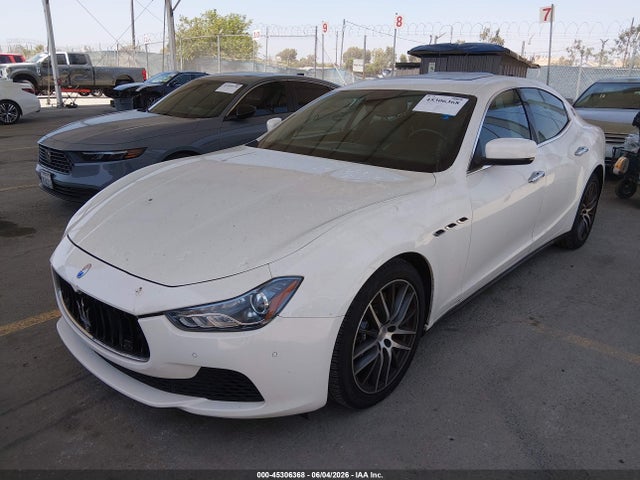 Maserati Ghibli S Q4 2014 ZAM57RTAXE1089602 Image 2