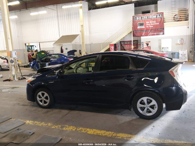 Toyota Prius Two 2015 JTDKN3DU7F0449578 Image 15