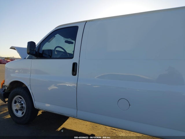 45306423 :رقم المزاد ، 1GCWGFCA5C1150147 vin ، 2012 Chevrolet Express 2500 Work Van مزاد بيع