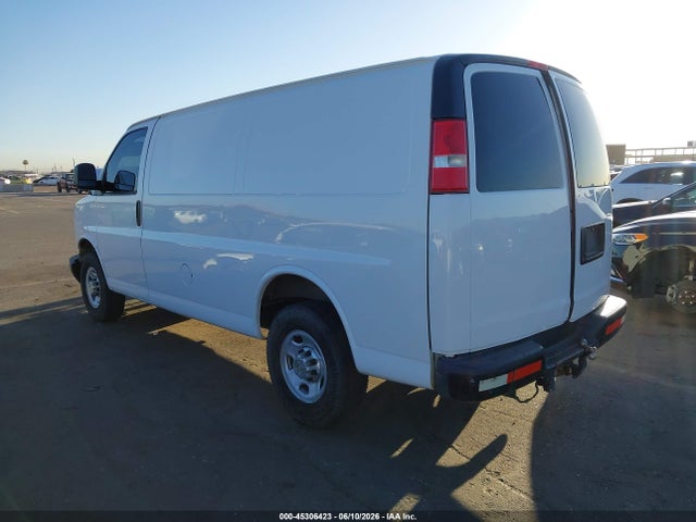 45306423 :رقم المزاد ، 1GCWGFCA5C1150147 vin ، 2012 Chevrolet Express 2500 Work Van مزاد بيع