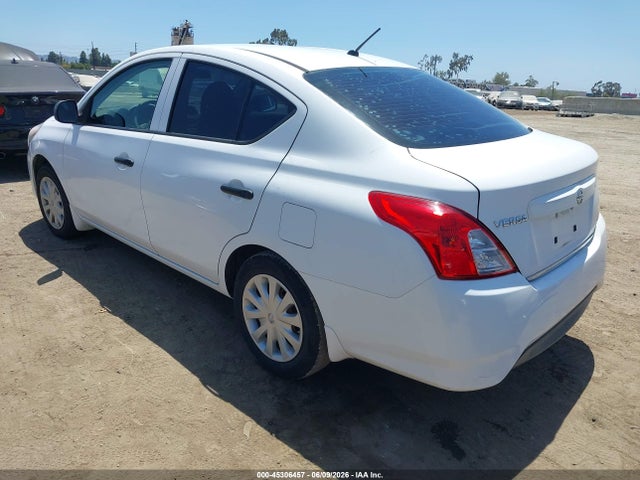 3N1CN7APXFL817509 Nissan Versa 1.6 S