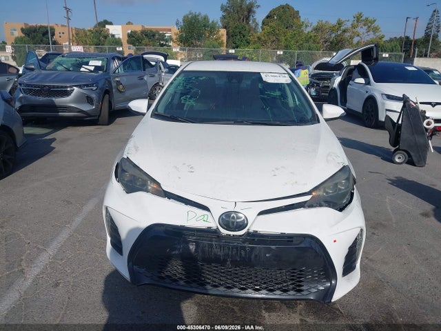 2018 Toyota Corolla Se მანქანა იყიდება აუქციონზე, vin: 5YFBURHE8JP755115, აუქციონის ნომერი: 45306470