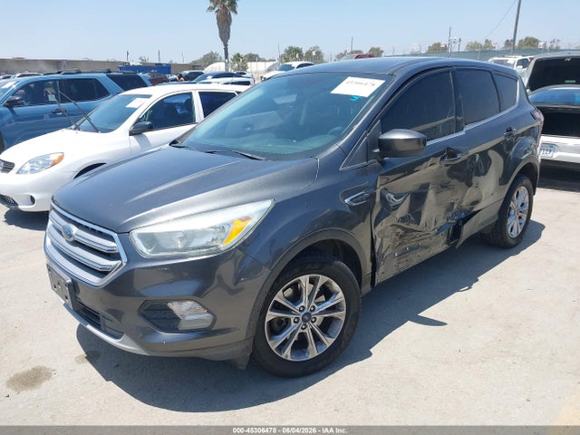 Ford ESCAPE SE 2017 1FMCU9G91HUD44933 Image 2