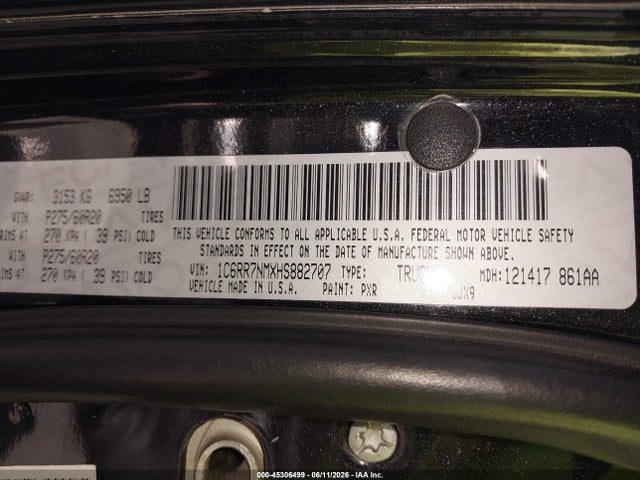 1C6RR7NMXHS882707 RAM 1500 Laramie 4x4 5&#039;7 Box