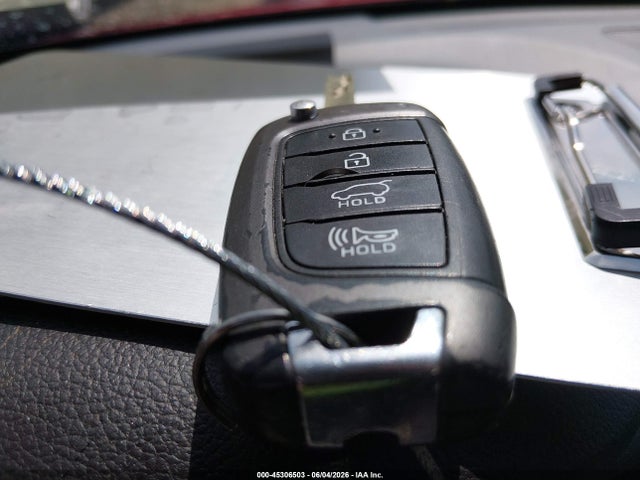 45306503 :رقم المزاد ، KM8K12AA2KU290984 vin ، 2019 Hyundai Kona Se مزاد بيع