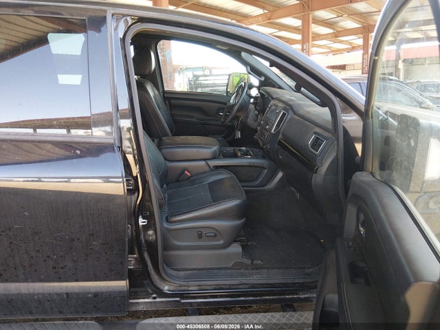 1N6BA1F45JN549829 Nissan Titan Xd Sl Diesel