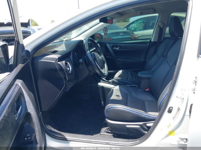 5YFBURHE5JP852062 Toyota COROLLA SE