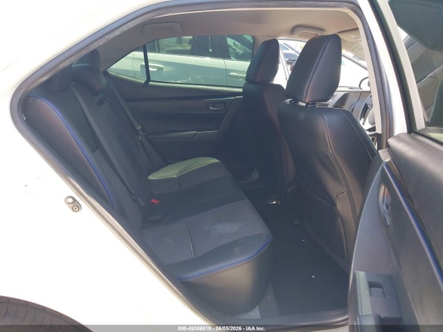 5YFBURHE5JP852062 Toyota COROLLA SE